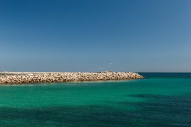 Gemi görünümünden Mahdia sahil üzerinde.