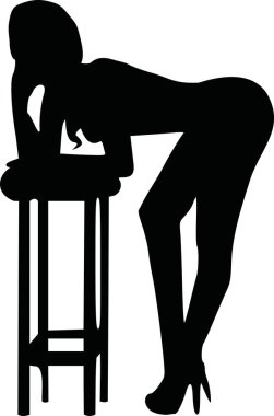 Seksi kız dayalı bir bar tabure 