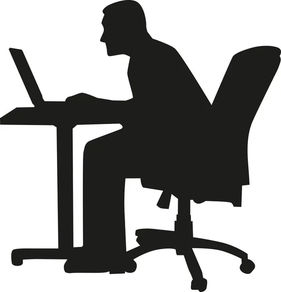 Man sitter på ett bord med laptop — Stock vektor