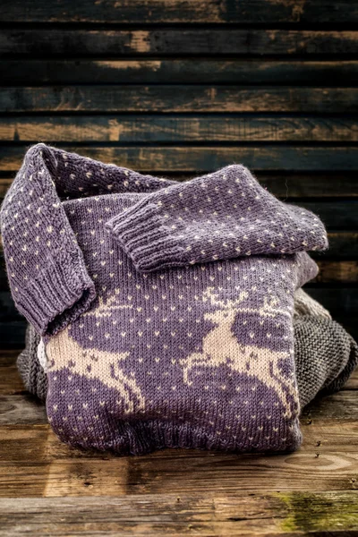 Комфортний і м'який зимовий фон з светром — стокове фото