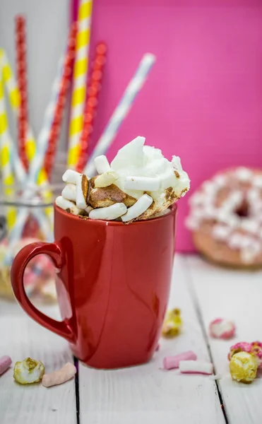 Red Cup of cocoa — Stock Photo, Image