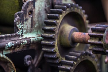 eski mekanik parçaları