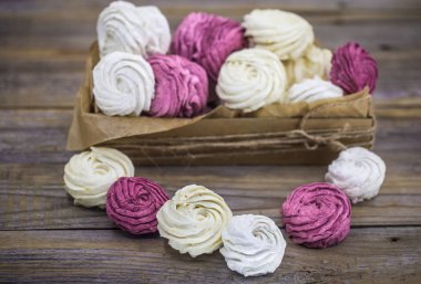 Meyve şekerlemeleri el yapımı hediye kutusunda