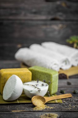 Spa natürmort ahşap arka plan üzerinde