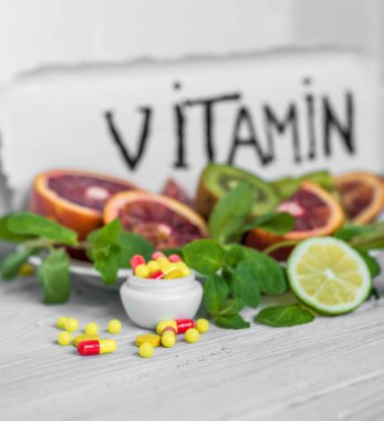 hap vitamin ve meyve