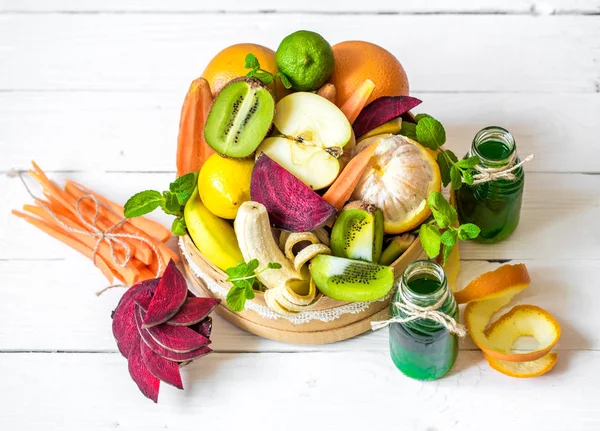 Frutas alimentares saudáveis — Fotografia de Stock