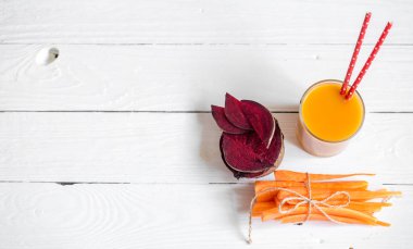 taze meyve suyu meyve ile