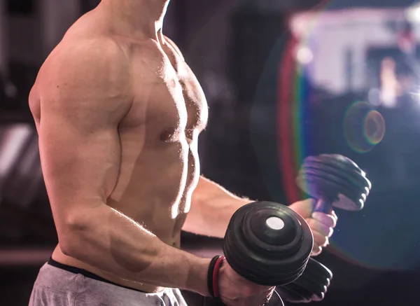 Entraînement cross fit à la salle de gym — Photo