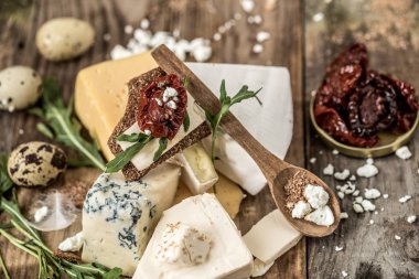 Peynir kompozisyon farklı türleri