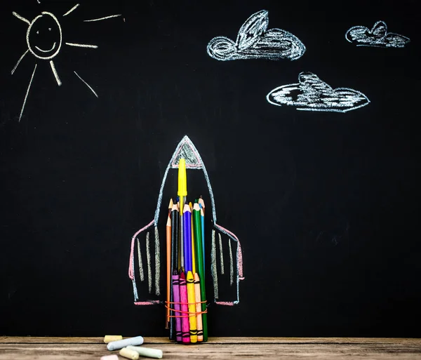 kalemler dışında okul roket geri