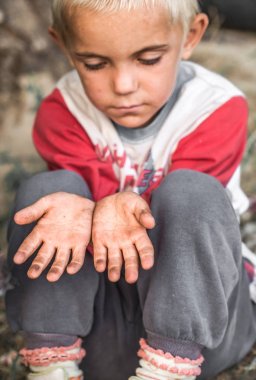 Evsiz bir çocuk görmek istiyor