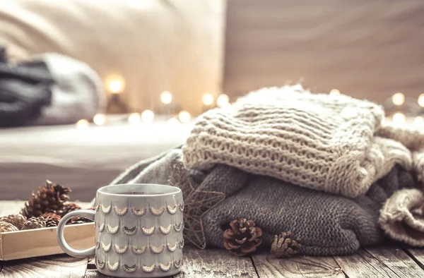 Accogliente natura morta con tazza di tè — Foto Stock