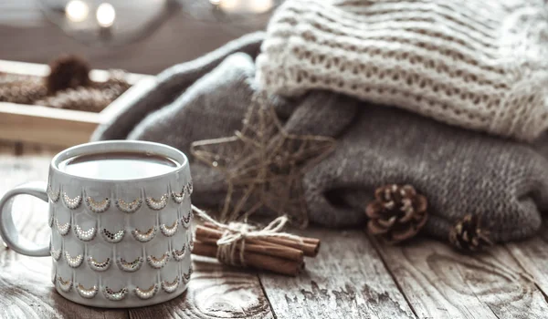 Acogedor bodegón con taza de té —  Fotos de Stock