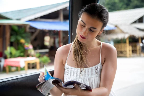 kız Tay tuk Tuk taksi turist