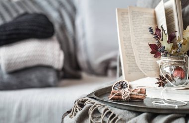 Oturma odası ayrıntılarını natürmort