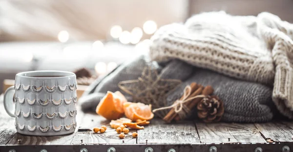 rahat bir Noel çay Kupası natürmort