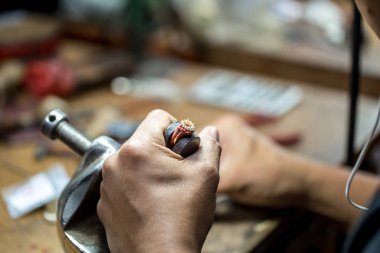 değerli taşlar işleme