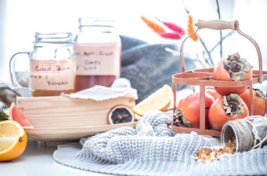 Natürmort taze hurma 