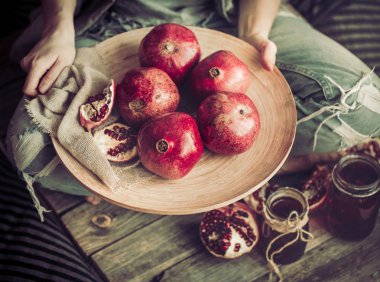 sağlıklı yeme nar suyu