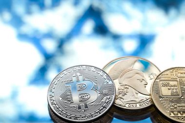 Bitcoin paraları arka planda İsrail bayrağı kavramı