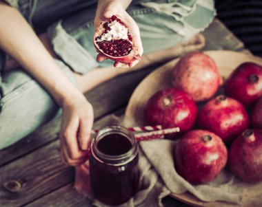 sağlıklı yeme nar suyu