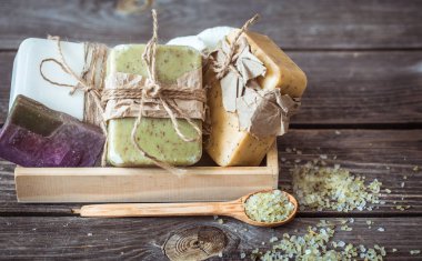 Spa natürmort ahşap zemin