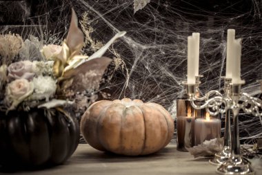 Cadılar Bayramı, dekorasyon öğeleri ve bayramın özellikleri.