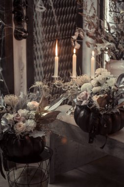 Cadılar Bayramı, dekorasyon öğeleri ve bayramın özellikleri.