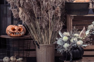 Cadılar Bayramı, dekorasyon öğeleri ve bayramın özellikleri.