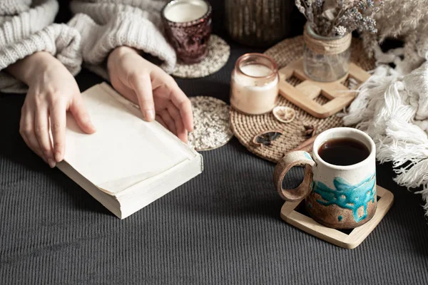 Still Life Beautiful Cup Female Hands Intimate Homely Atmosphere Decorative — Stock Photo, Image