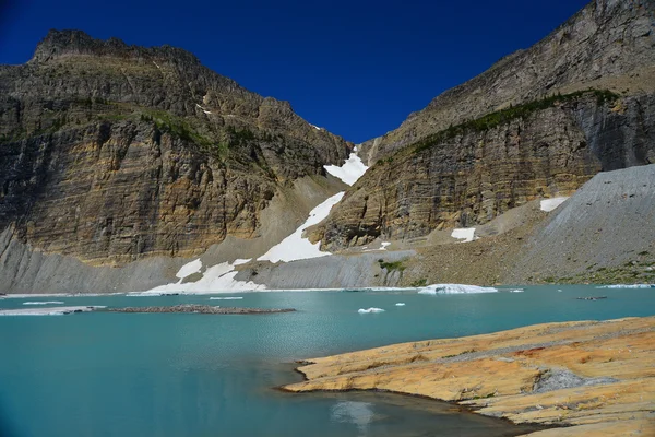 Grinnell ledovec jasné modré oblohy, národní Park Glacier, Montana — Stock fotografie