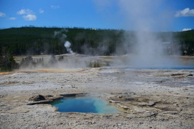 Eski sadık alan havuzda sıcak Şofben