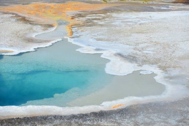 Eski sadık alan havuzda sıcak Şofben