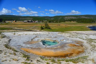 Eski sadık alan havuzda sıcak Şofben