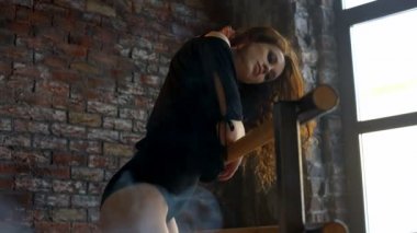 Bale, güzel genç kız