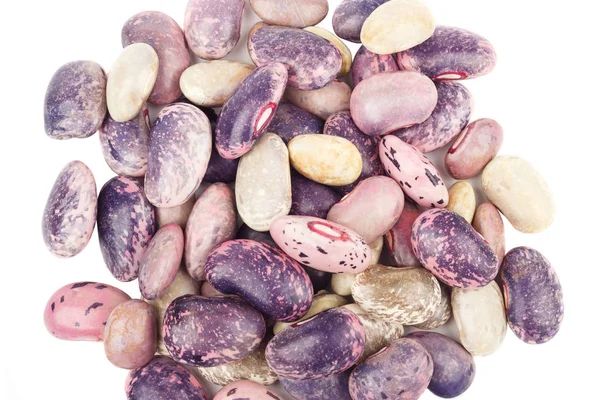 Купа фіолетових бобів, ізольовані на білому — стокове фото