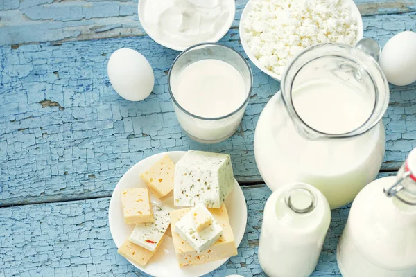 Conjunto de diferentes productos lácteos —  Fotos de Stock