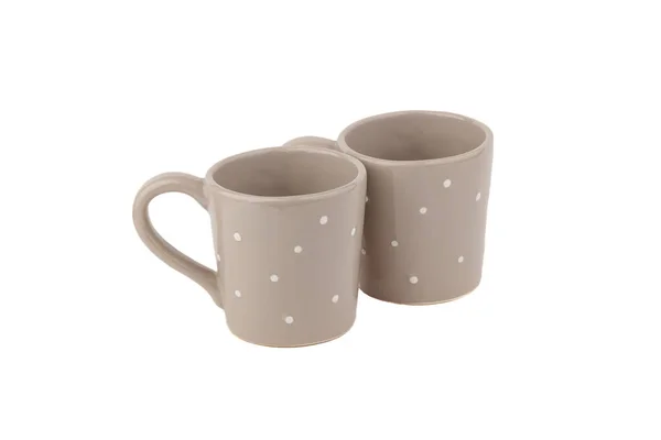Grå keramik muggar för kaffe eller te, vit bakgrund — Stockfoto