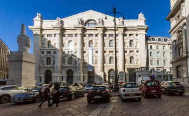 Milan, Aralık 2017: İtalyan da üzerinde Aralık 2017, Milano, İtalya (iş kare), Piazza Affari bilinen Borsası (Borsa Italiana)