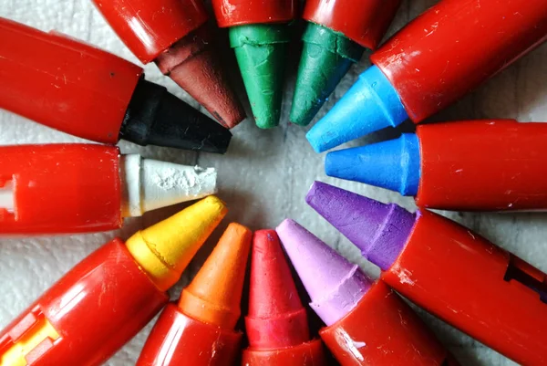 Los Diferentes Crayones Colores — Foto de Stock