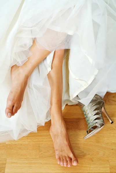 Genç gelin bacaklar 