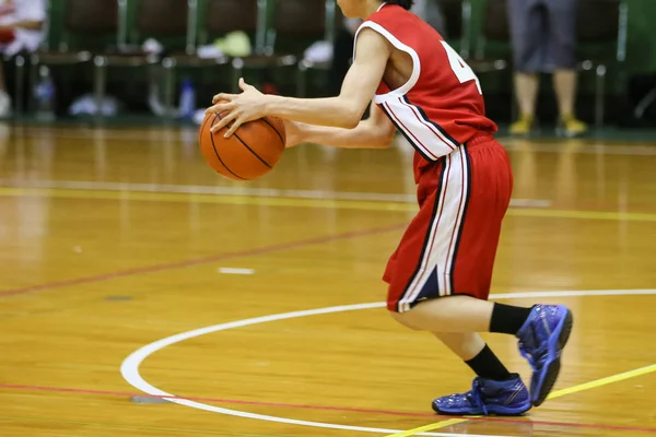 Jeu de basket au Japon — Photo