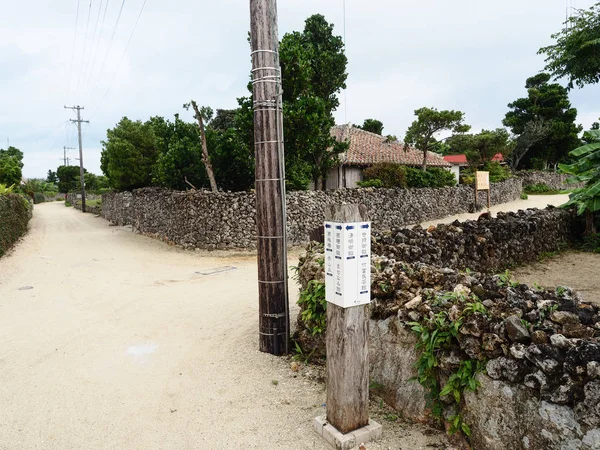 沖縄県の竹富の街 — ストック写真