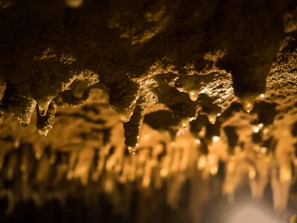 Limestone cave in japan — Stock Photo, Image