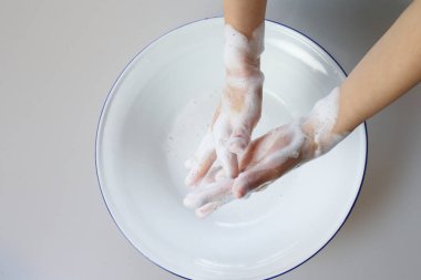 çorba ile el yıkama