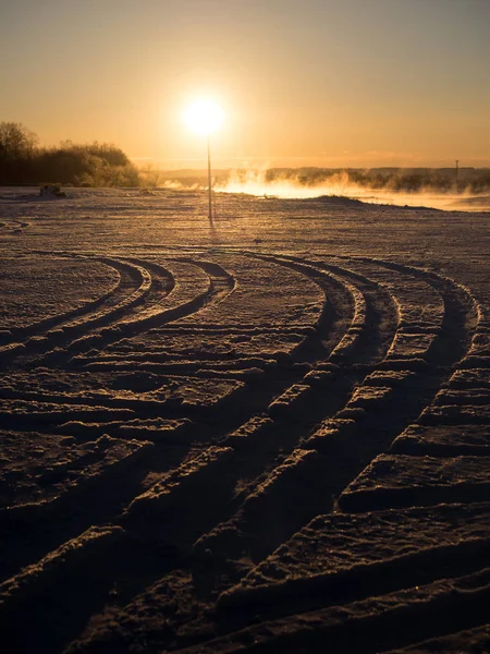 Amanecer en la mañana de invierno — Foto de Stock