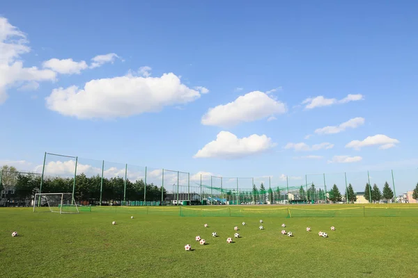 Campo de futebol no japão — Fotografia de Stock