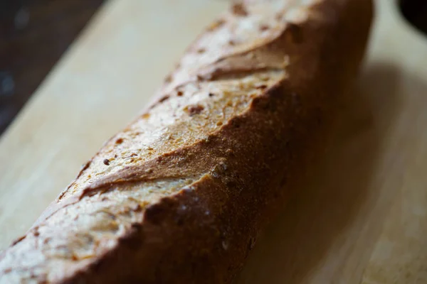 Baguete Mesa Madeira — Fotografia de Stock