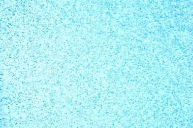 Mavi sudaki küçük kabarcık