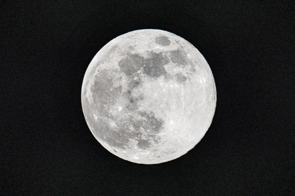 Полная Луна Темном Пространстве — стоковое фото